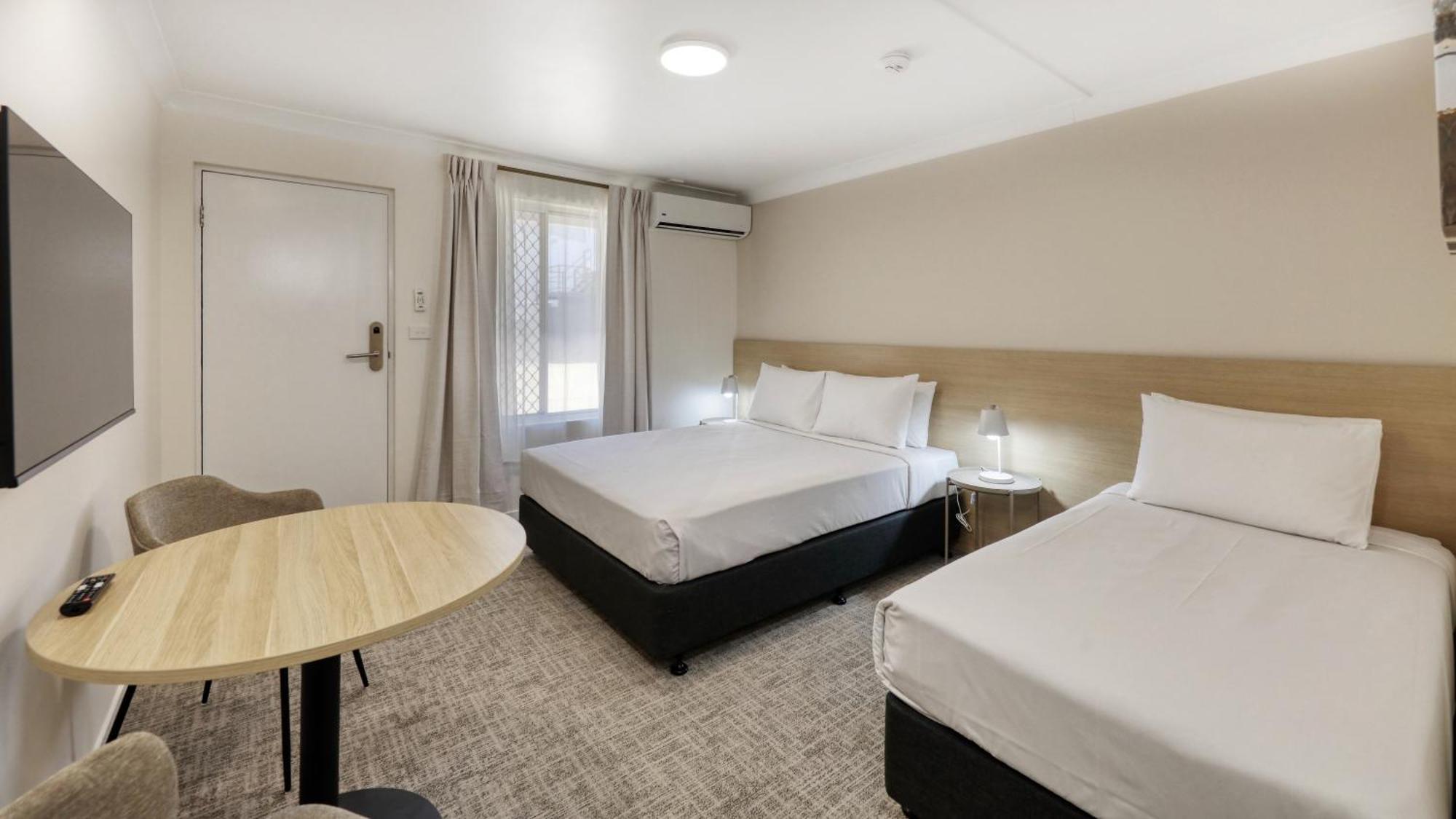 The Phoenix Artesian Spa Resort And Accommodation Moree Exterior foto