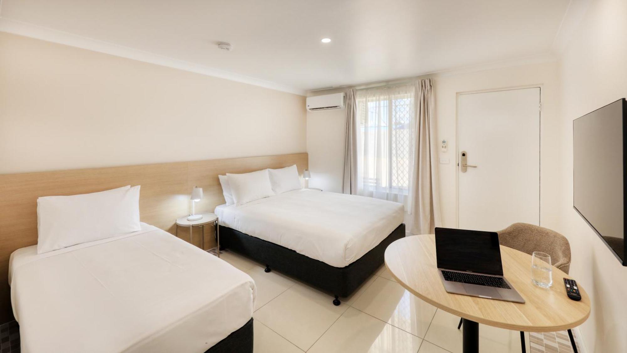 The Phoenix Artesian Spa Resort And Accommodation Moree Exterior foto