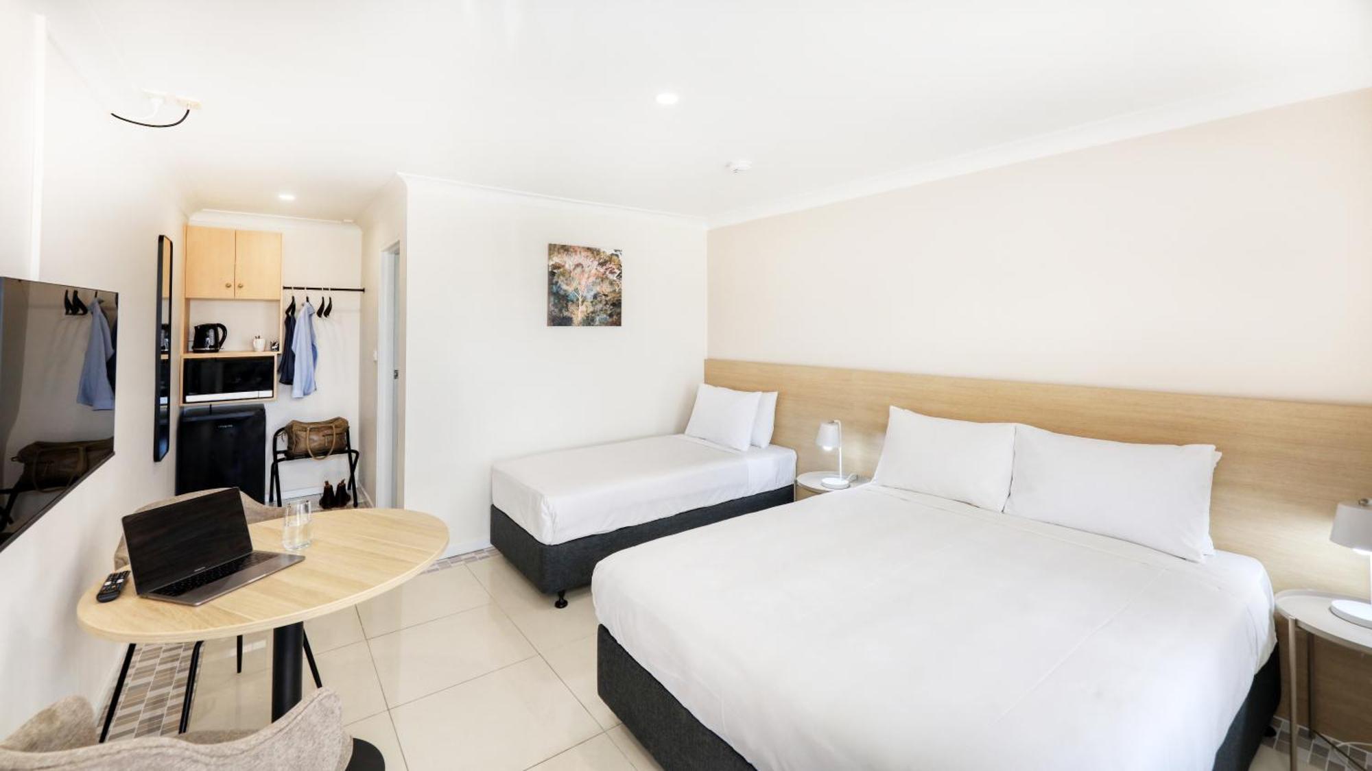 The Phoenix Artesian Spa Resort And Accommodation Moree Exterior foto